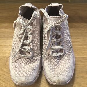 NOBULL Diamond Knit Runners